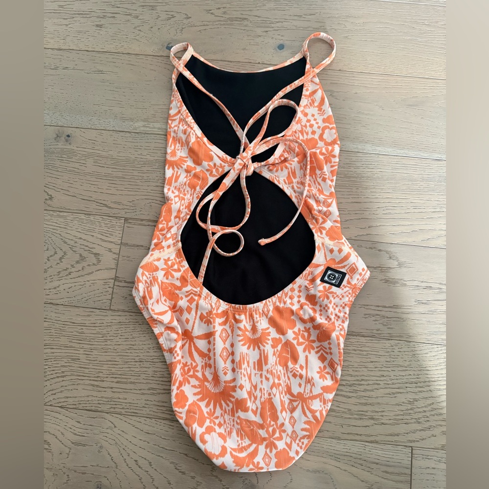 Jolyn size 28 one piece swimsuit